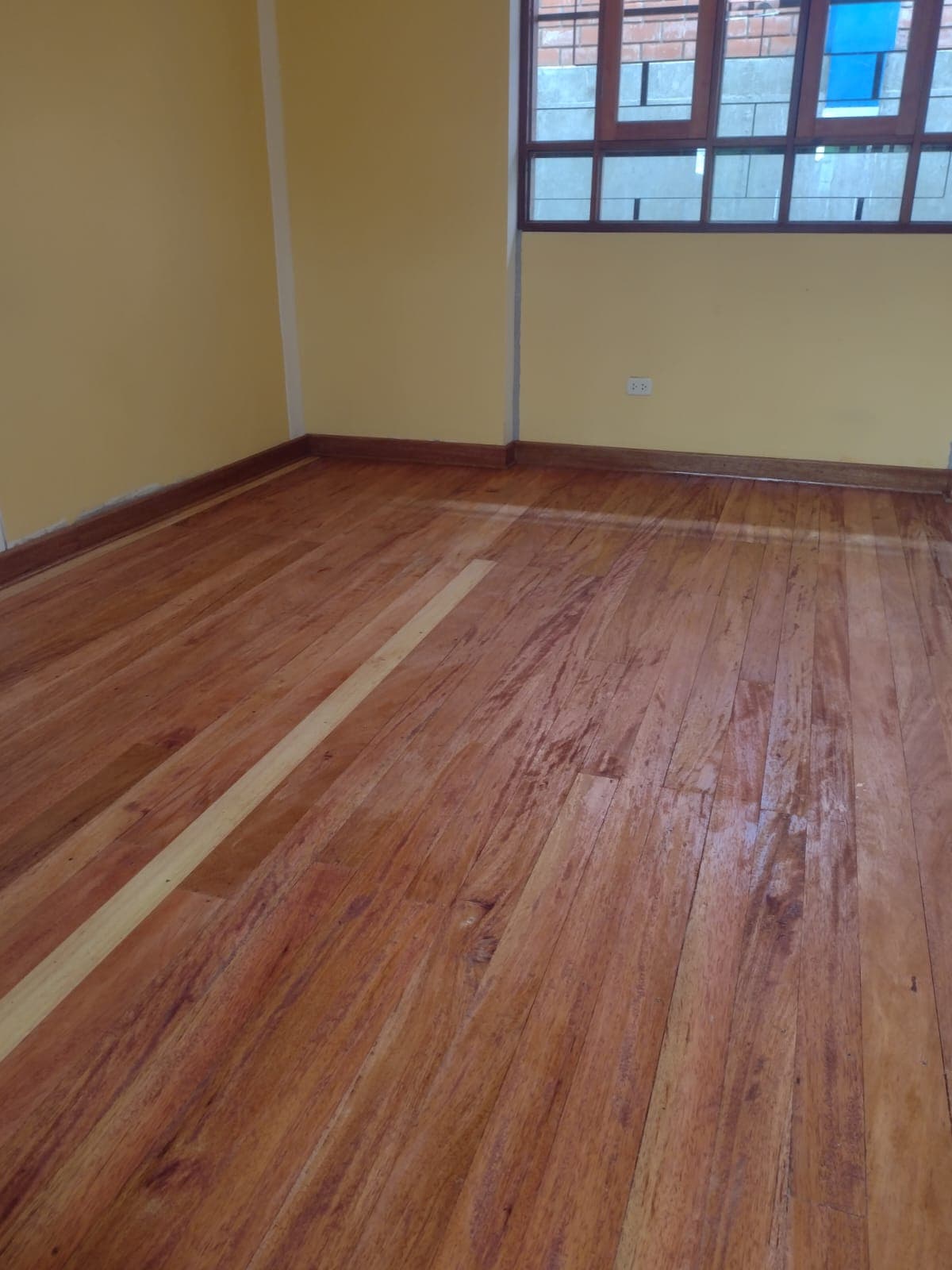 Piso de Madera Machihembrada